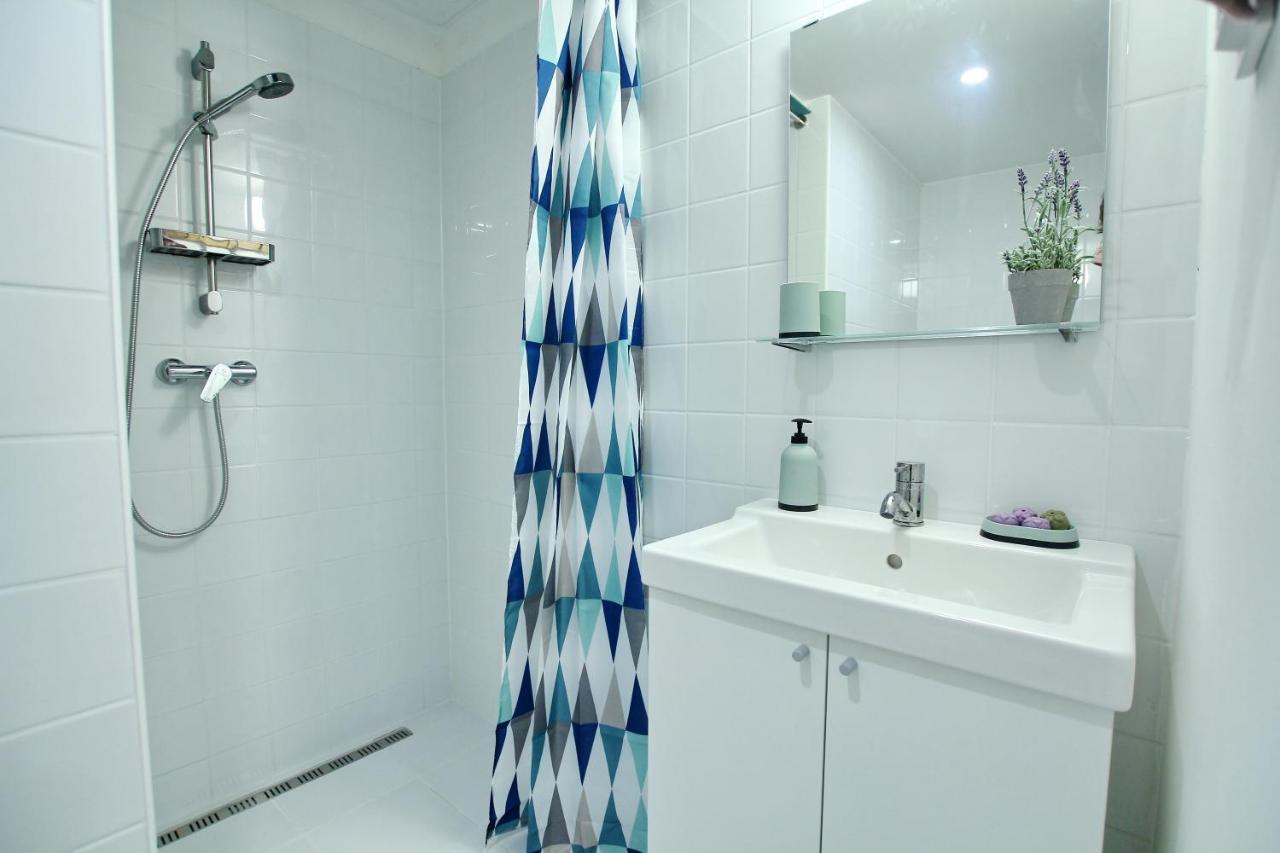Lovely&Modern Downtown Apartment With Free Parking Budapest Esterno foto